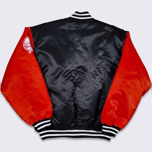 90’s NY Yankees Black and Red Jacket - Image 2
