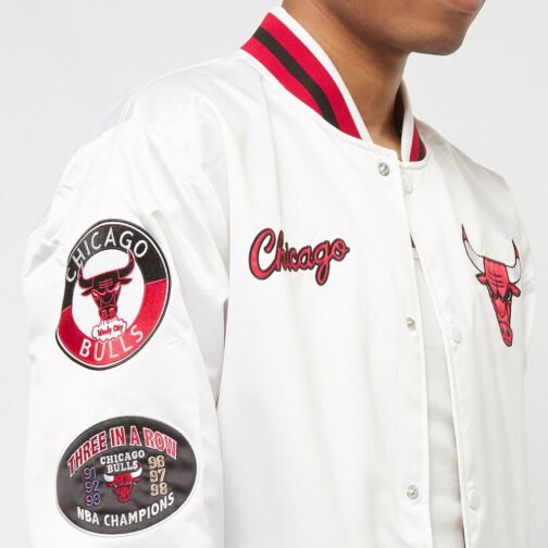 Chicago Bulls City Collection White Varsity Satin Jacket - Image 6