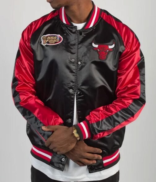 Chicago Bulls 1998 Bomber Jacket - Image 2