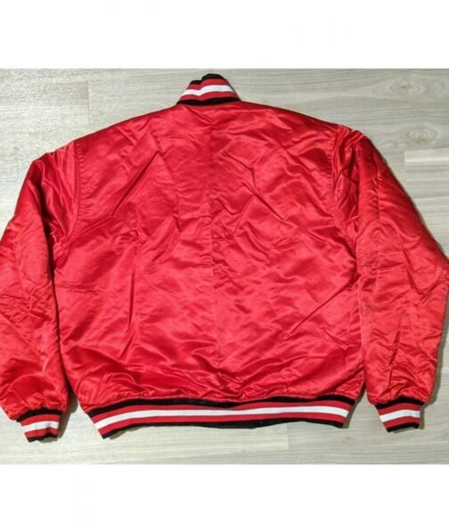Chicago Bulls Reversible Bomber Red/Black Jacket - Image 3