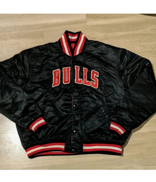 Chicago Bulls Reversible Bomber Red/Black Jacket - Image 2
