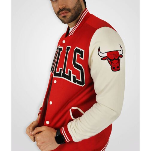 Chicago Bulls Varsity Red and Cream Jacket - Image 4