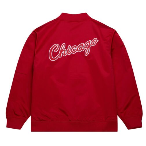 Chicago Bulls Vintage Logo Red Lightweight Satin Jacket - Image 2