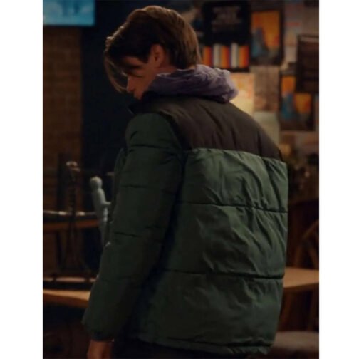 Ginny & Georgia Felix Mallard Puffer Jacket - Image 10