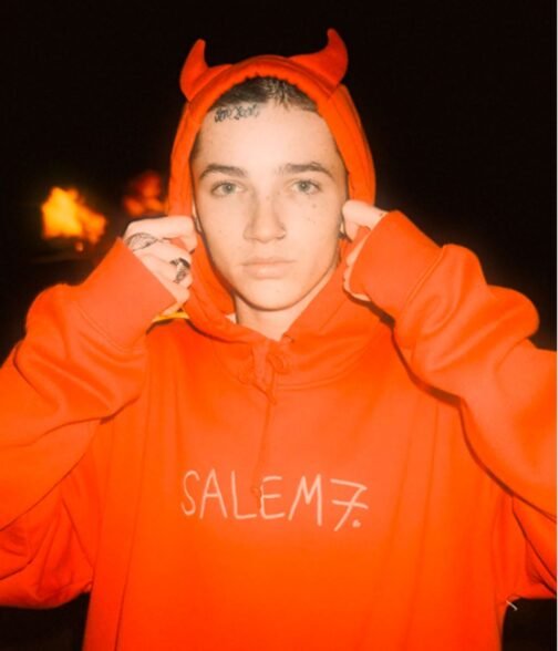 Horn Salem7 Goodie Red Fleece Hoodie - Image 4
