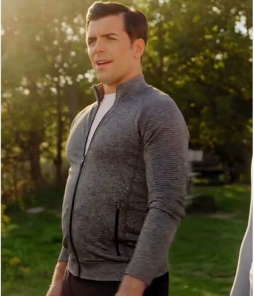 Dan Jeannotte Home for a Royal Heart Grey Fleece Jacket