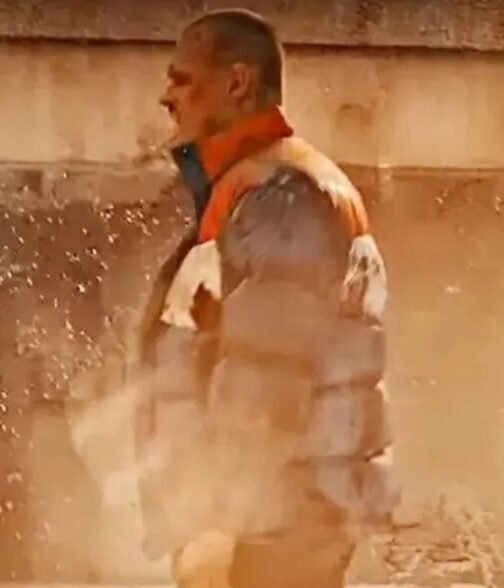 David Harbour Stranger Things S04 Puffer Jacket - Image 14