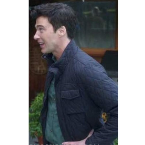 Resident Alien S02 Levi Fiehler Quilted Blue Jacket - Image 2