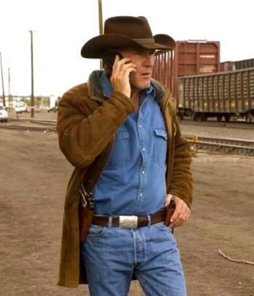 Robert Taylor Sheriff Longmire Suede Coat - Image 15