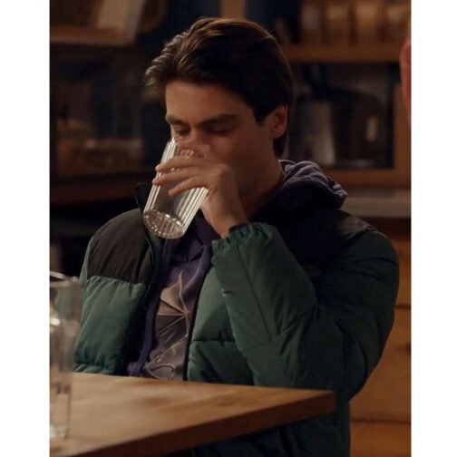 Ginny & Georgia Felix Mallard Puffer Jacket - Image 9