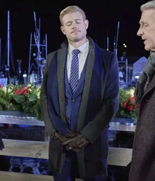 Nantucket Noel Trevor Donovan Grey Coat - Image 5