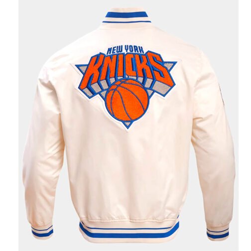 New York Knicks Retro Classic Rib Jacket - Image 3