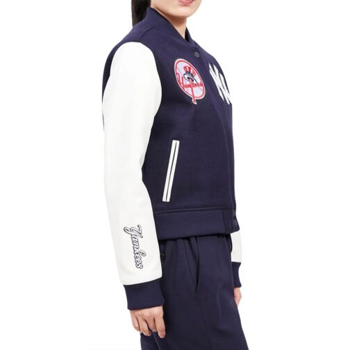 New York Yankees Classic Navy and White Varsity Jacket - Image 4