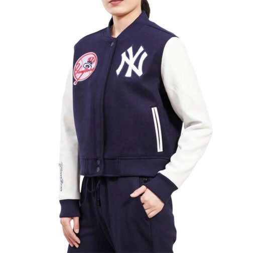 New York Yankees Classic Navy and White Varsity Jacket - Image 3