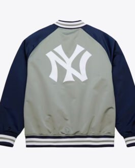 NY Yankees Vintage Logo Double Clutch Lightweight Gray Satin Jacket