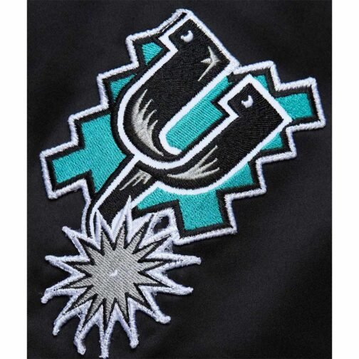 San Antonio Spurs Vintage Logo Lightweight Satin Jacket - Image 3