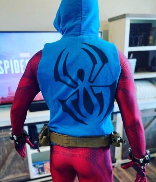 Ben Reilly Scarlet Spiderman Hooded Vest - Image 13