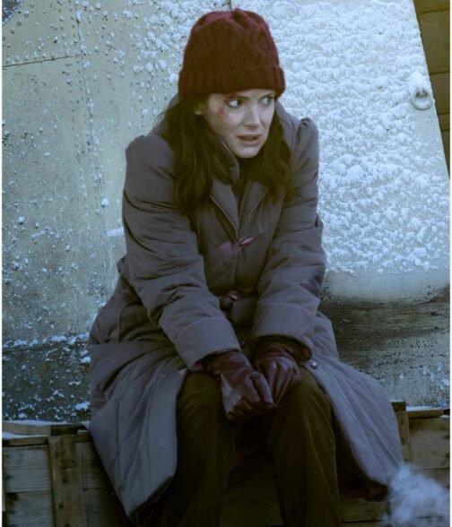 Winona Ryder Stranger Things S04 Grey Puffer Coat - Image 3
