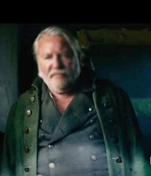 Ray Winstone Prizefighter The Life of Jem Belcher Green Coat - Image 2