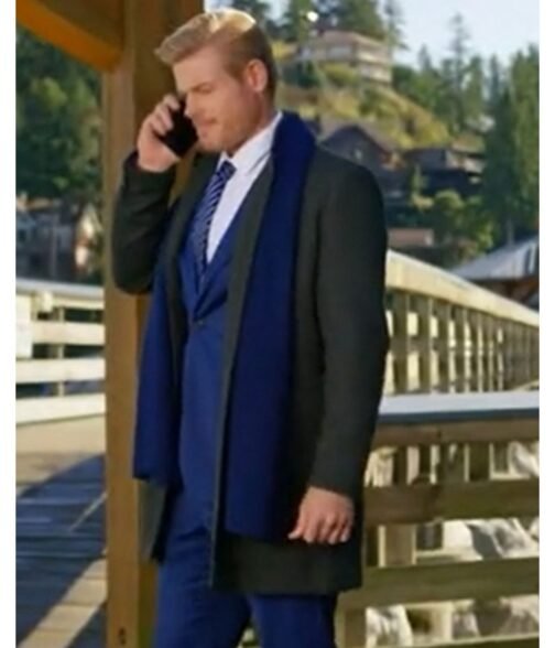 Nantucket Noel Trevor Donovan Grey Coat - Image 8