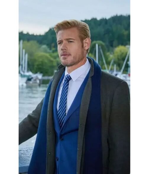 Nantucket Noel Trevor Donovan Grey Coat - Image 9
