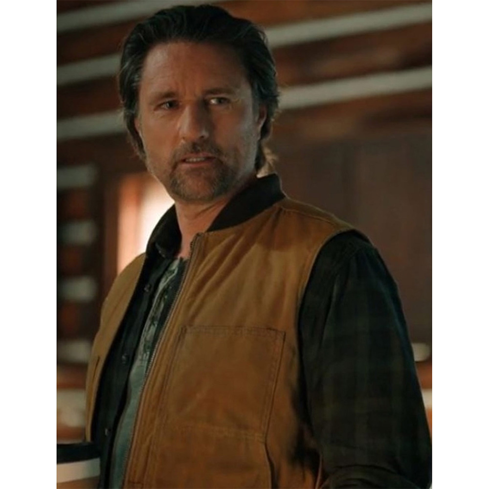 Virgin River Season 5 Martin Henderson Vest - Image 2