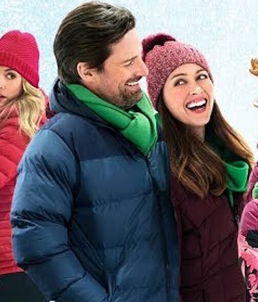 Crashing Through The Snow Warren Christie Puffer Hooded Jacket - Image 5