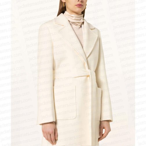 Ginny & Georgia Brianne Howey White Coat - Image 5