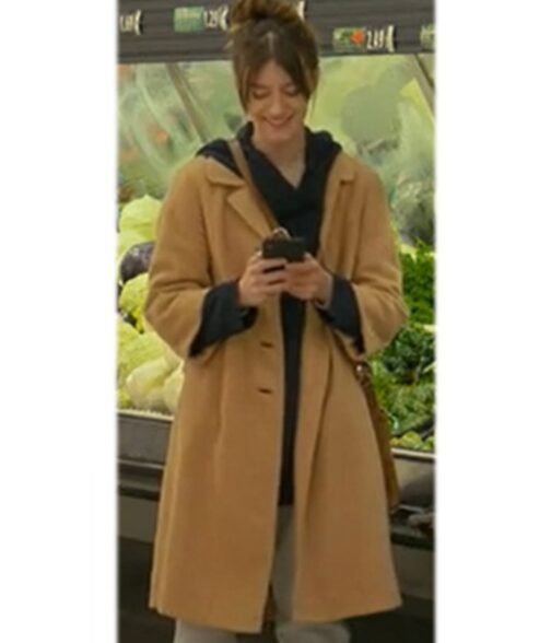 Fresh Daisy Edgar Jones Wool Coat - Image 4