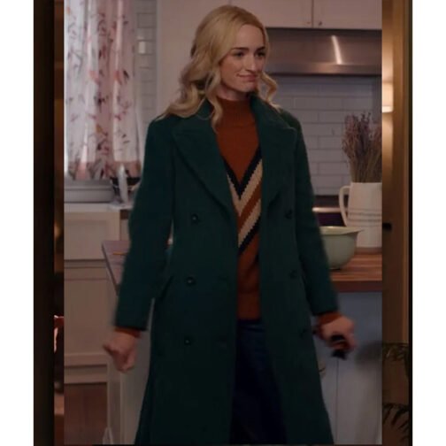Ginny & Georgia Brianne Howey Green Coat - Image 9