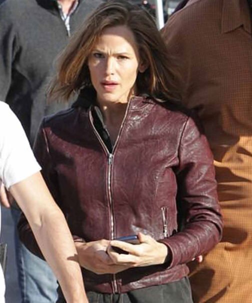 Jennifer Garner Peppermint Maroon Leather Jacket - Image 2
