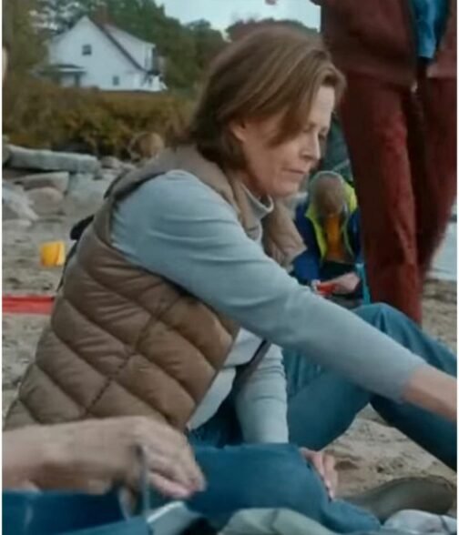 The Good House Sigourney Weaver Puffer Brown Vest - Image 5