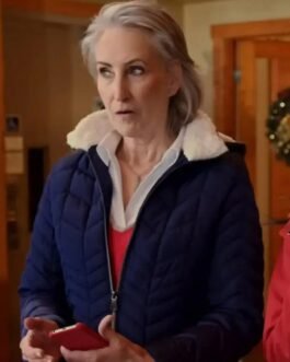 Lynn Whyte The Christmas Retreat Puffer Blue Coat