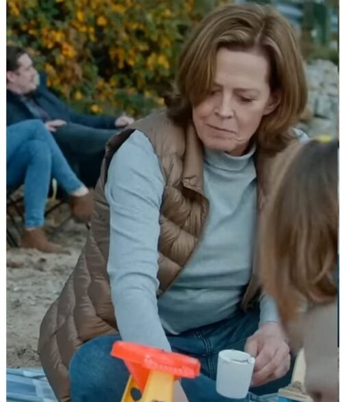 The Good House Sigourney Weaver Puffer Brown Vest - Image 2