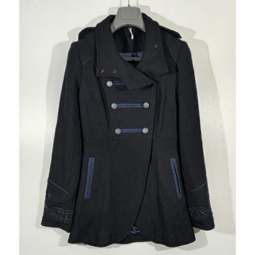 Pretty Little Liars S06 Troian Bellisario Coat - Image 4
