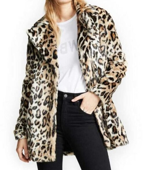 Yellowstone Kelly Reilly Cheetah Print Coat - Image 5