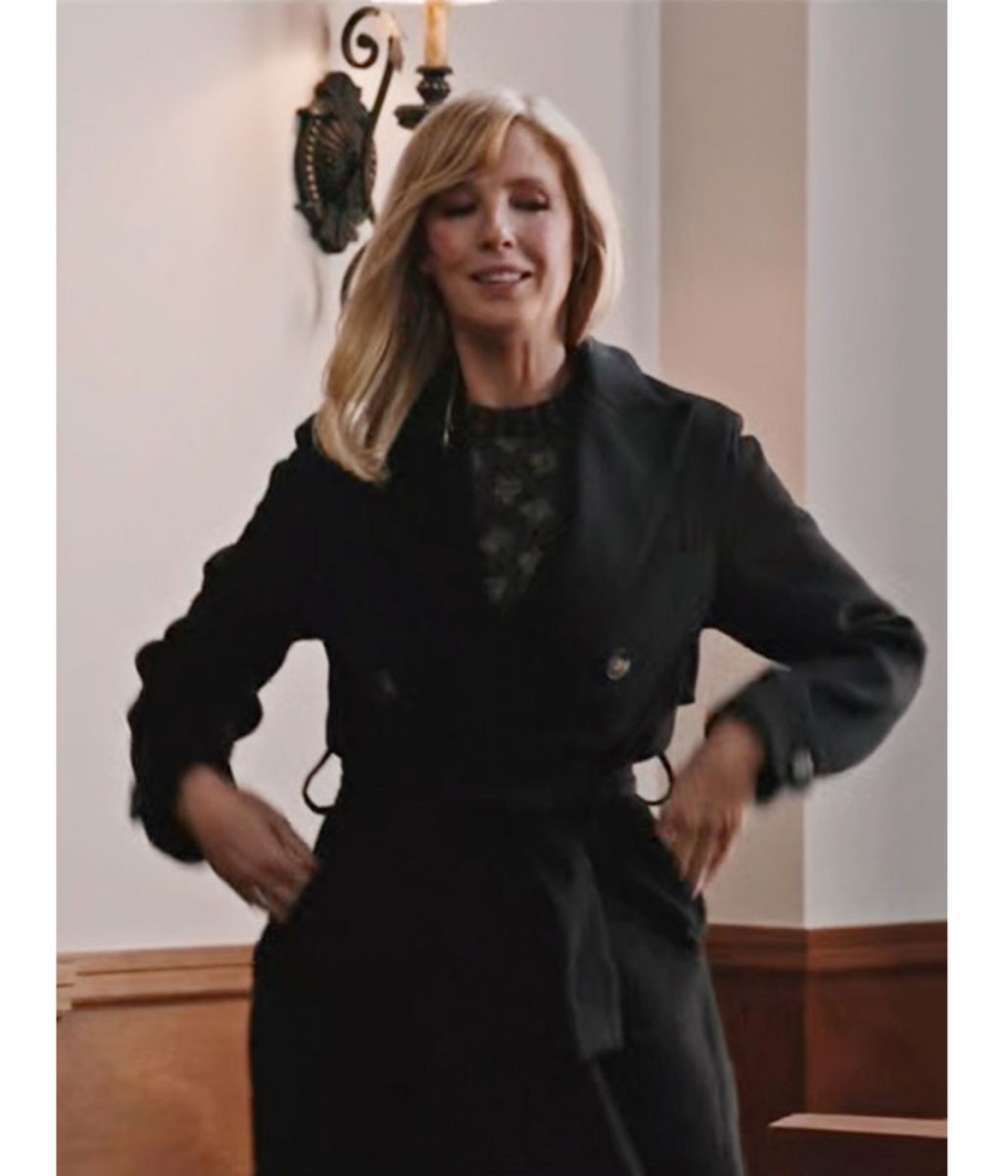 Yellowstone Season 04 Kelly Reilly Black Trench Coat