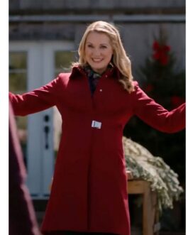 Natalie Lisinska Christmas in Washington Coat