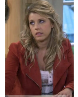 Fuller House Season 2 Jodie Sweetin Jacket