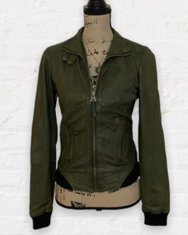 Modern Family S06 Sarah Hyland Green Leather Jacket