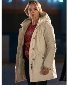True Detective S04 Jodie Foster White Jacket
