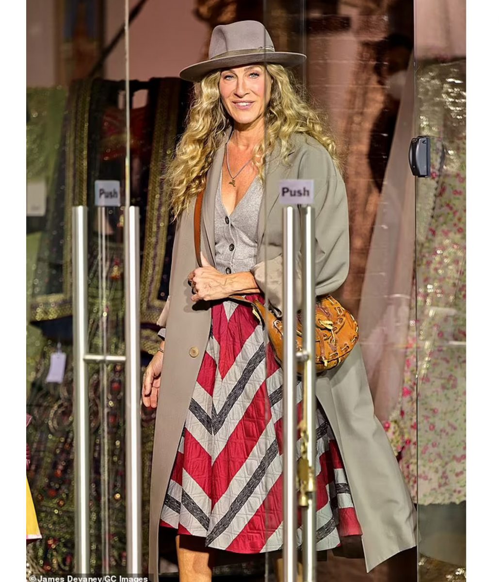 Sarah Jessica Parker And Just Like That Grey Coat - Image 2