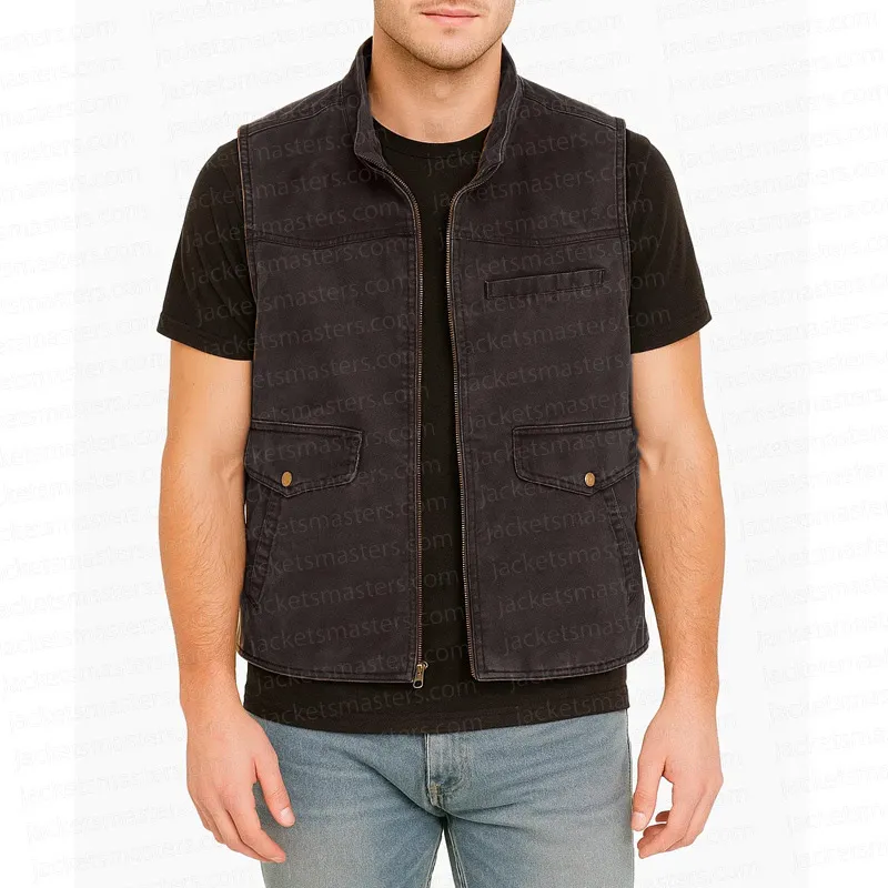 Eddington Pedro Pascal Vest